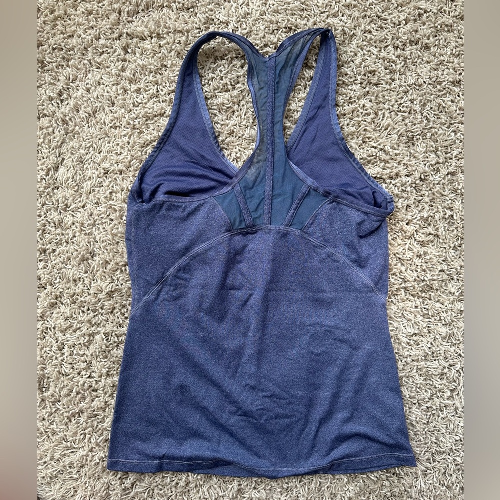 Alo tank top - Picture 3 of 5